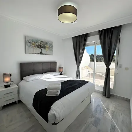 Serinamar Dama De Noche Appartamento Marbella